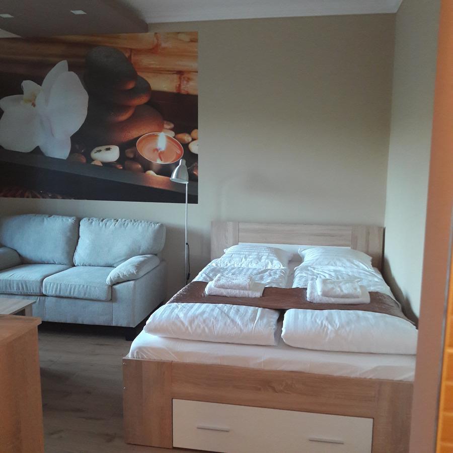 Studio 18 Apartman Kazincbarcika Ngoại thất bức ảnh
